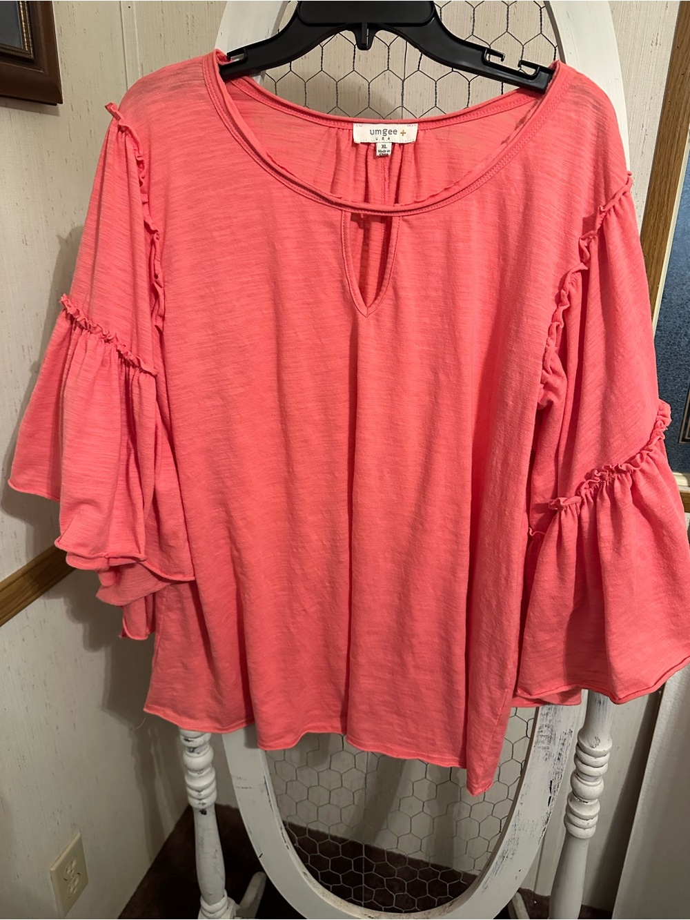 Umgee Coral-Pink Ruffle Sleeve Blouse